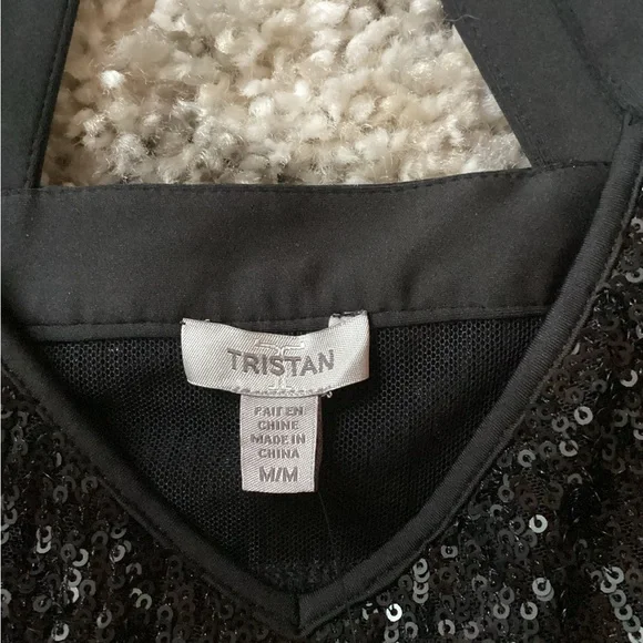 NWT Tristan Black Sequin Crop Top - Picture 2 of 6